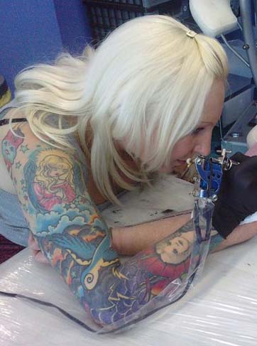 Beki Blade, tattoo artist. Naomi Dawson, artist