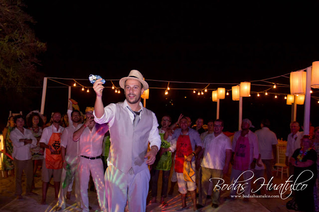 boda en playa, beach wedding, Oaxaca, México, Bodas Huatulco, Wedding Planner  