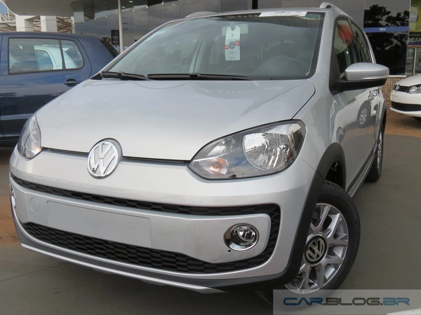 Volkswagen up! Crossup!