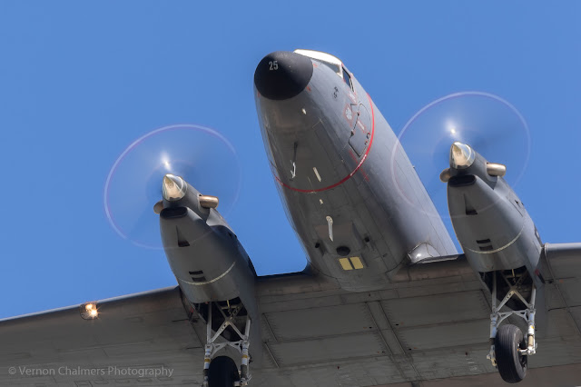 Slower Shutter Speed Action: Blurring  Propellers at 1/60s 