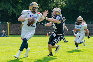 Sportfotografie GFL Paderborn Dolphins Dresden Monarchs Olaf Kerber