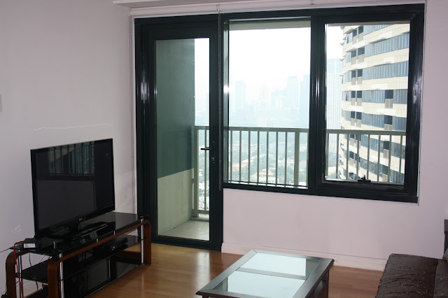 Photo of our lounge in One Rockwell East tower