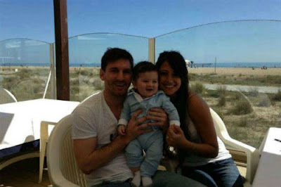 Messi published a photo with his wife