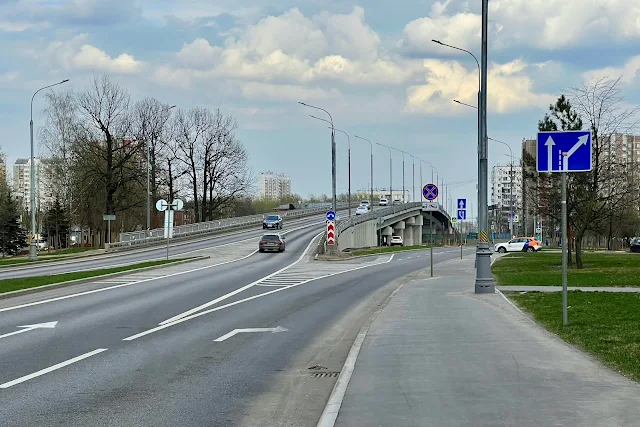 улица 800-летия Москвы, Бескудниковский путепровод