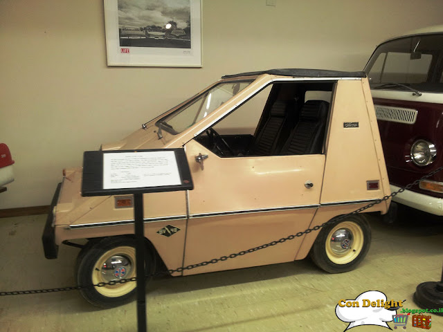 מכונית קטנה במוזיאון מונטנה