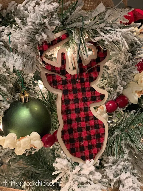 red black gingham reindeer ornaments