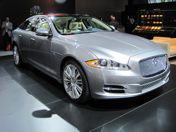 Jaguar XJ