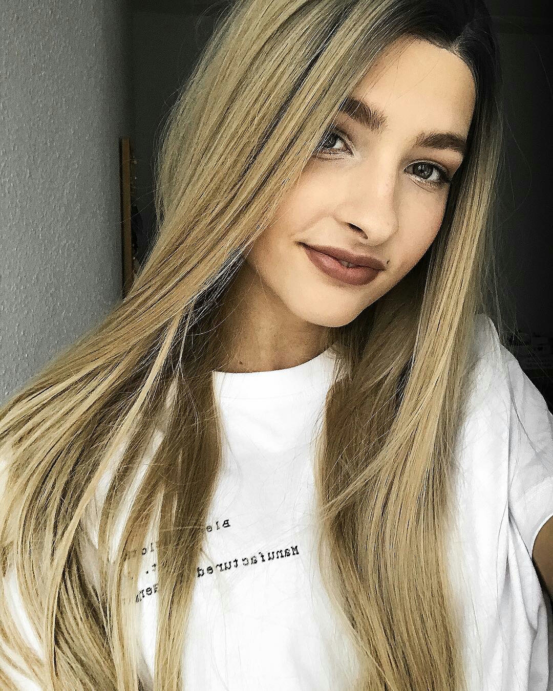 Melina Budde – Beautiful German Transgender Girl - TG Beauty