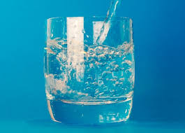 जानिये कब - कैसे - कितना पानी पीना चाहिए।