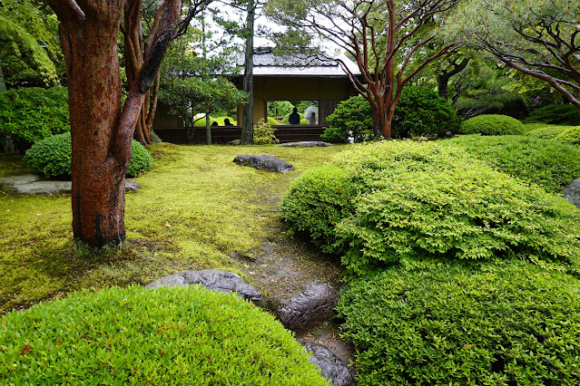 島根県松江市八束町波入 由志園