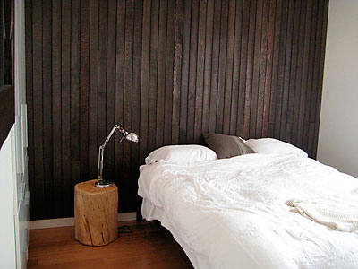 Single wood-paneled wall