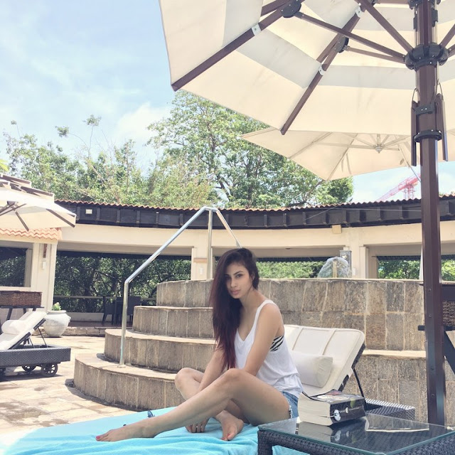 Mouni roy spicy images 