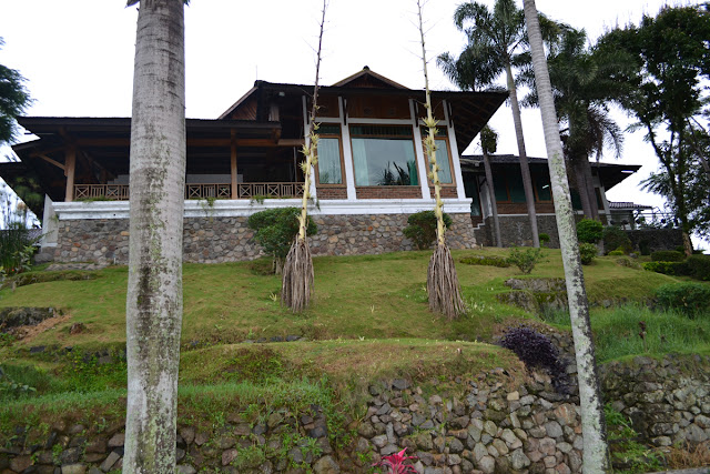 Villa di sekitar Kawah Putih 