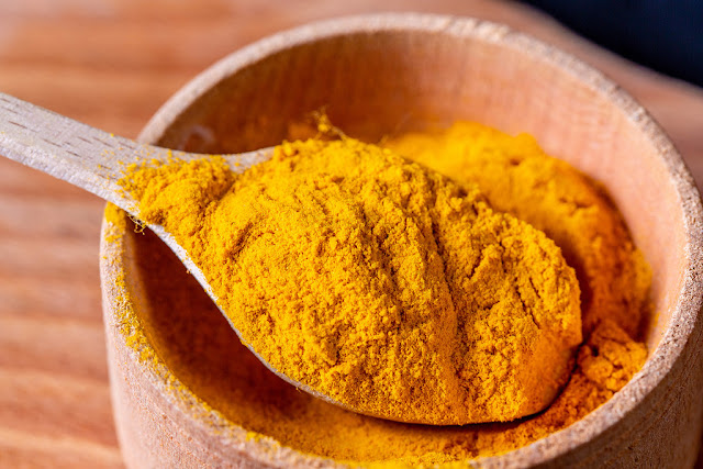 Turmeric,15 skin-whitening beauty tips to lighten your skin tone naturally ! Skin whitening tips at home