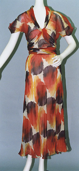 A Vionnet day dress photo