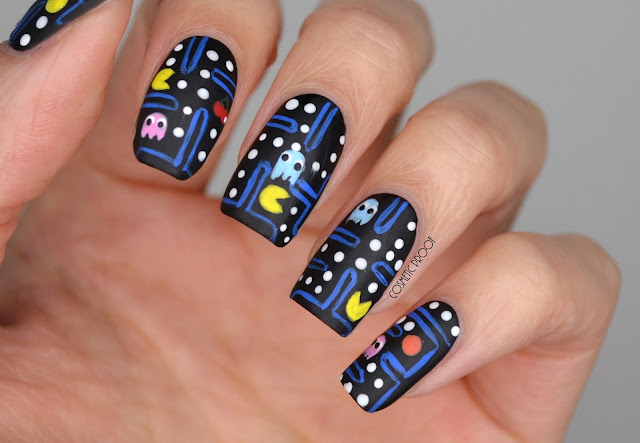 Pacman nail art