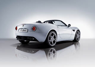 Alfa Romeo 8C Spider-2