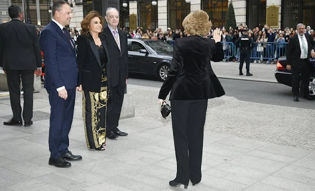 Queen Sofía of Spain presented awards to Eugenio Lopez Alonso and Patrizia Sandretto Re Rebaudengo