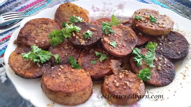 Melting Potatoes. Share NOW. #sidedishes #potatoes #melitngpotatoes #eclecticredbarn