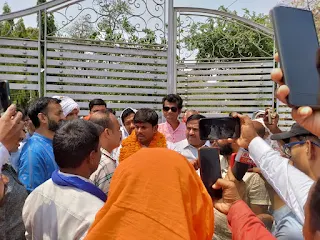 #BiharNews: बसपा से धीरज ने काराकाट सीट से किया नामांकन | #NayaSaveraNetwork