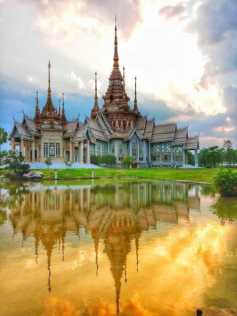 Thai temple construction art