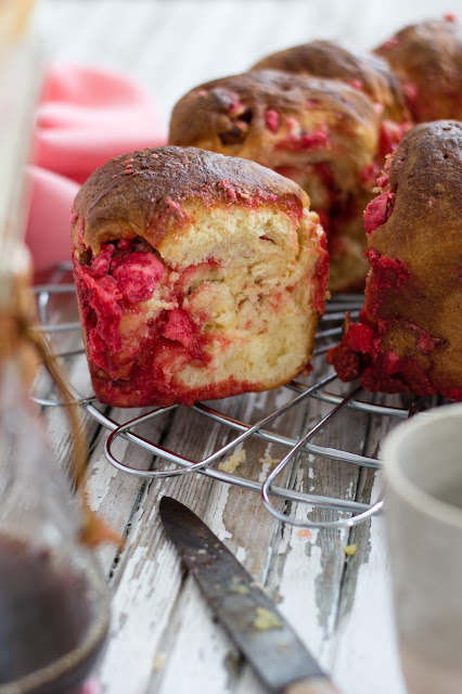 Brioche aux pralines roses