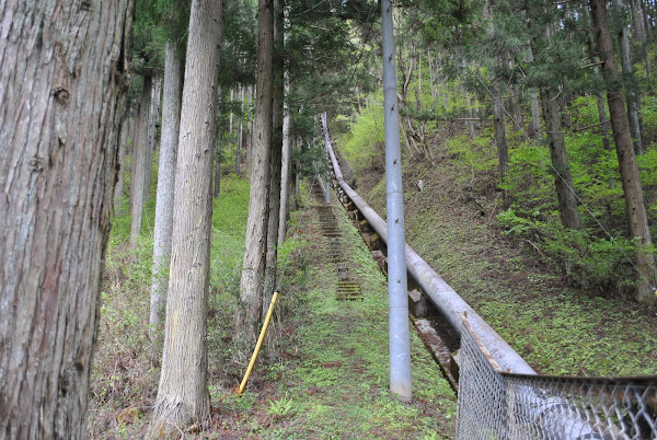 徳田発電所の導水路 徳田発電所の導水路