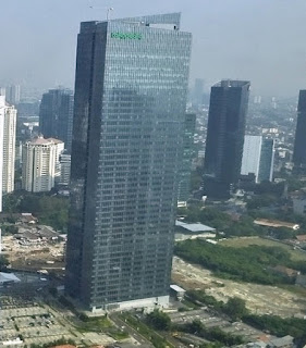  sebuah platform marketplace yang sangat besar di Indonesia dengan penggunanya yang jutaan Foto “ Tokopedia Tower “ Menjadi Pusat E-commerce 