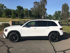 Side view of 2020 Mercedes-Benz GLB 250 4MATIC