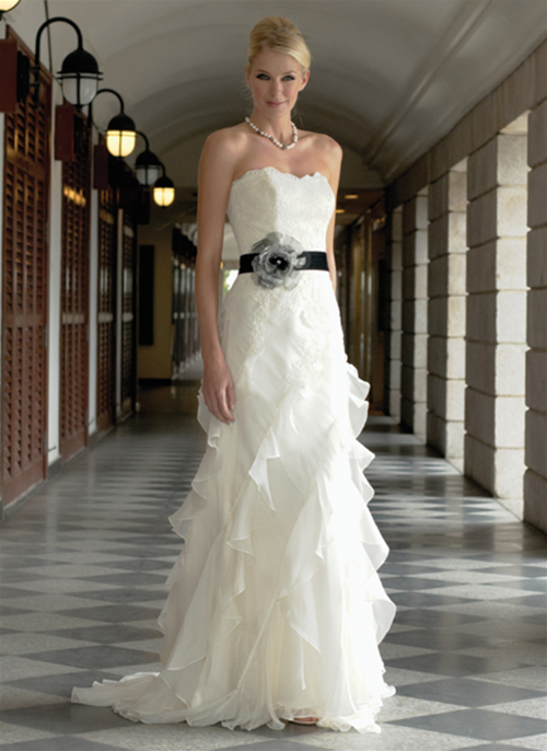 modern wedding dresses 2011