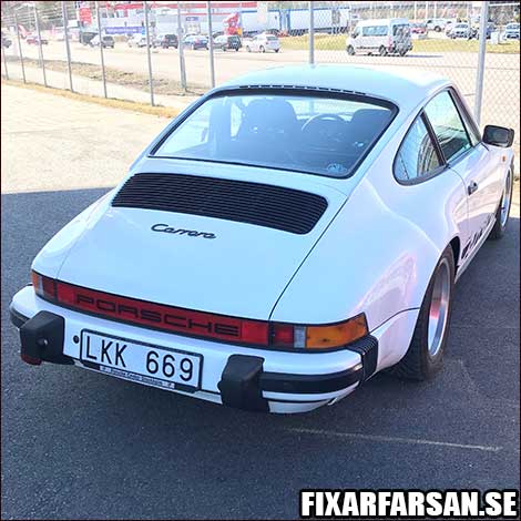 Rear White Porsche 911 Carrera 3,2