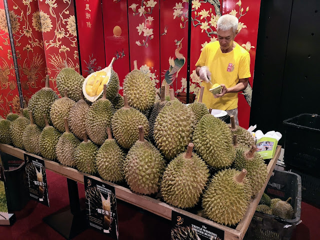 durian buffet at Peony Jade