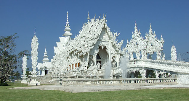 Wat Rong Khun Thailand