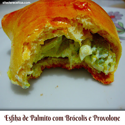 Esfiha de palmito com brócolis e provolone