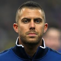 menez to leave psg for liverpool