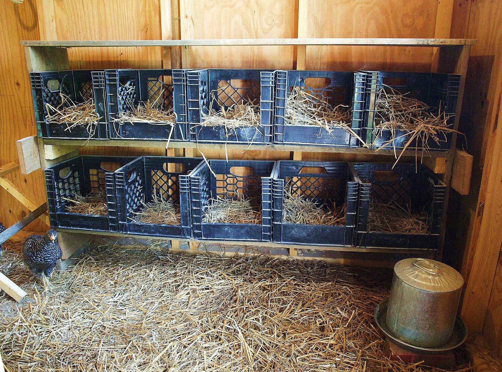 The first step was to build a frame to hold the crates. I decided to 
