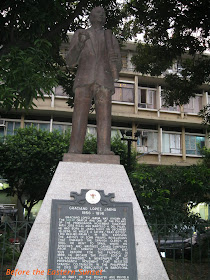Intramuros - statue of Graciano Lopez-Jaena