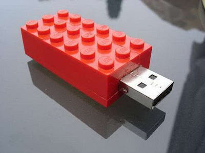 Foto Unik 33 USB yang Unik