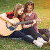 Chicas tocando Guitarra