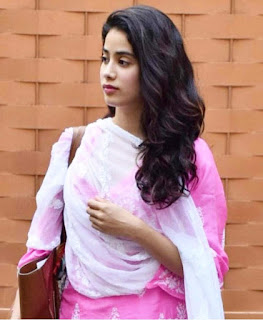 actress jhanvi kapoor photos