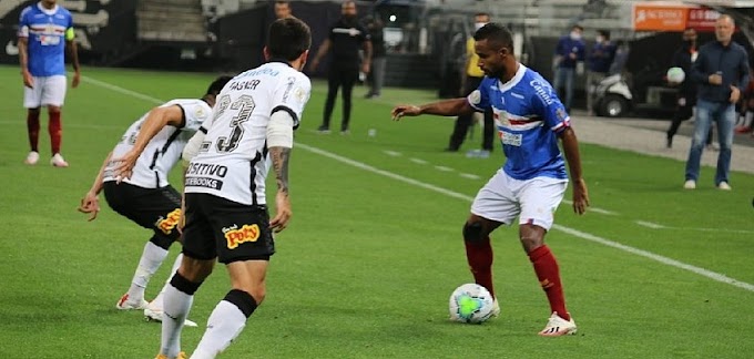 Em jogo movimentado, Bahia perde para Corinthians e amplia jejum