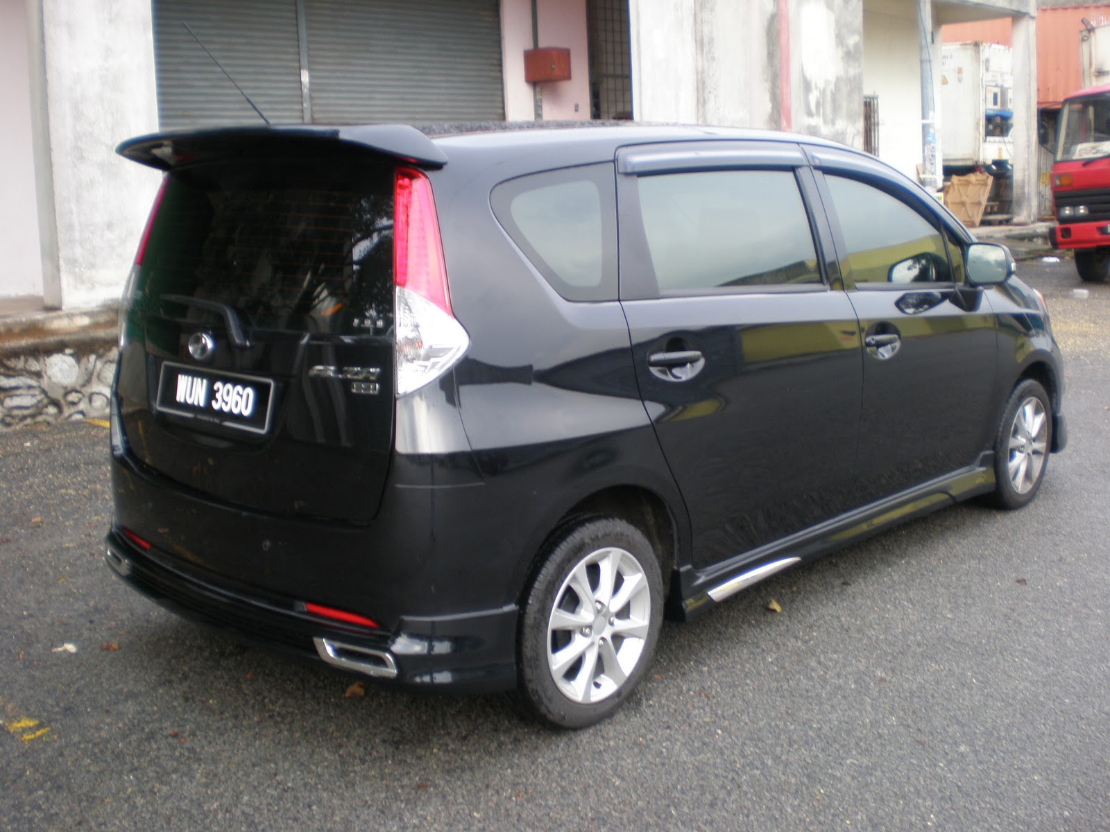 ALZA SE BODYKIT WITH CHROME CAP