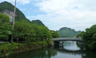 Ninh Binh, Cuevas de Trang An.