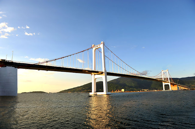 Da Nang - City of the Bridges 4