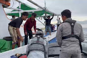    Bakamla RI Selamatkan Nelayan di Selat Makassar