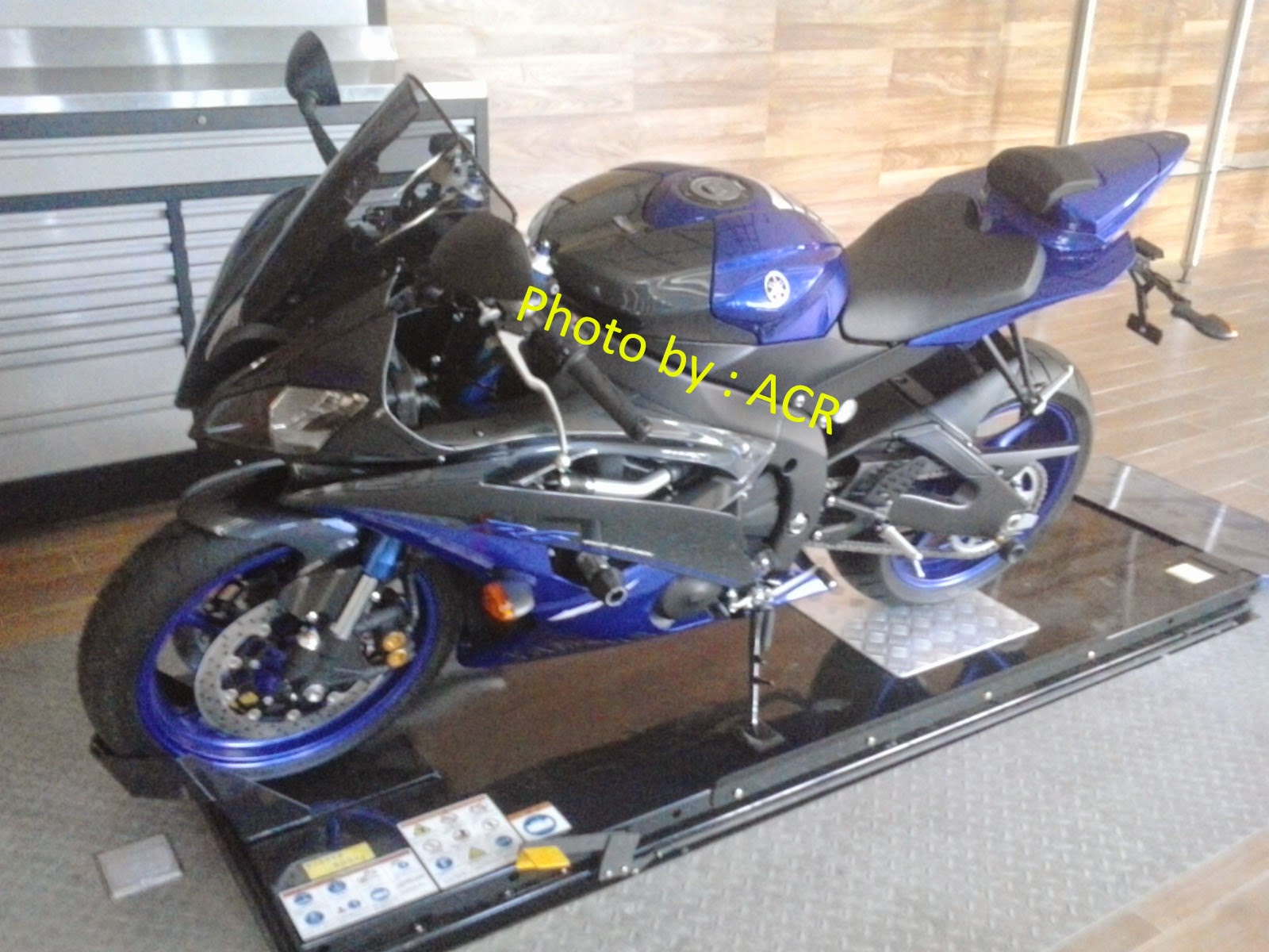 Yamaha YZF R6 Di FSS Yamaha Bali Ada Yang Versi Modifikasi Lho