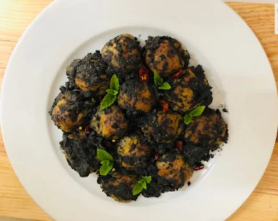 Photograph of til aloo koftas