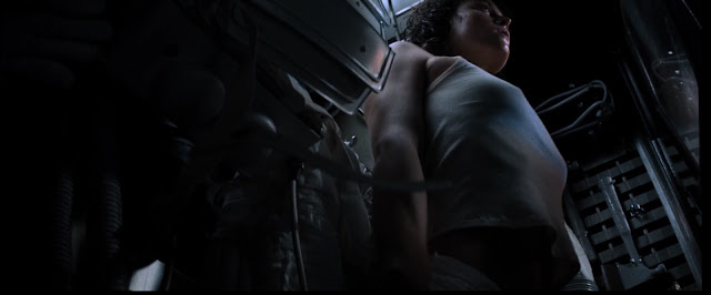 Alien 1979 Ripley Gets Into Spacesuit