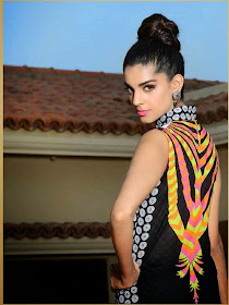 Sanam Saeed HD Wallpaper