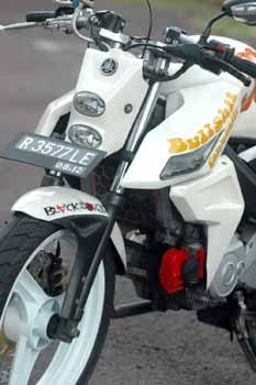 modifikasi yamaha vixion jdi motor balap.jpg